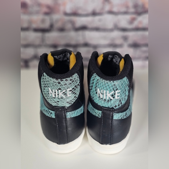 Nike Blazer Mid Vintage Snakeskin Swoosh unisex M5.5/W7.5 - Picture 2 of 8